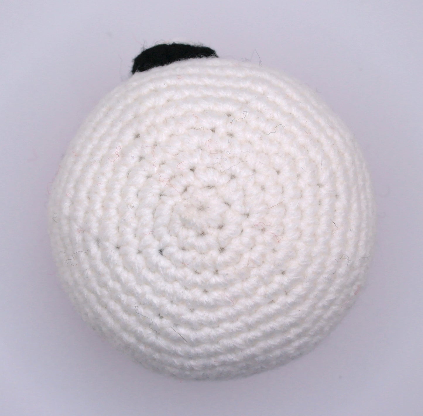 Pokeball (Crocheted)