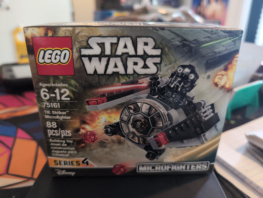 LEGO Star Wars TIE Striker Microfighter 75161 Fighter Pilot NEW Factory Sealed
