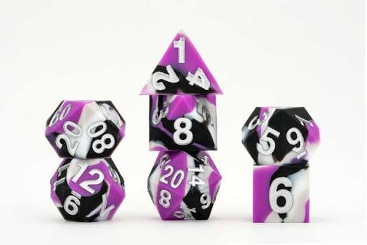 16mm Pride Sharp Edge Silicone Rubber Poly Dice Set Asexual