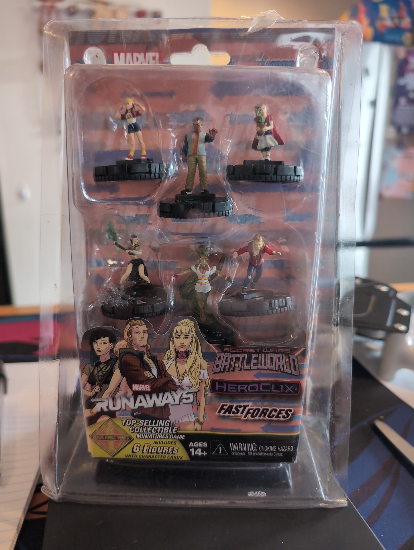 Heroclix Figures: Secret Wars Battleworld Runaways Fast Forces