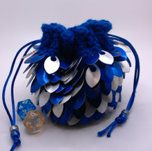 Load image into Gallery viewer, Bag has a drawstring closure
